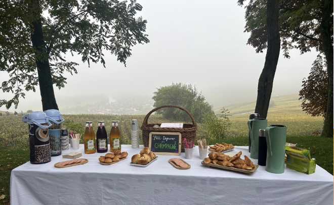 Petit-déjeuner en Champagne, produits locaux 