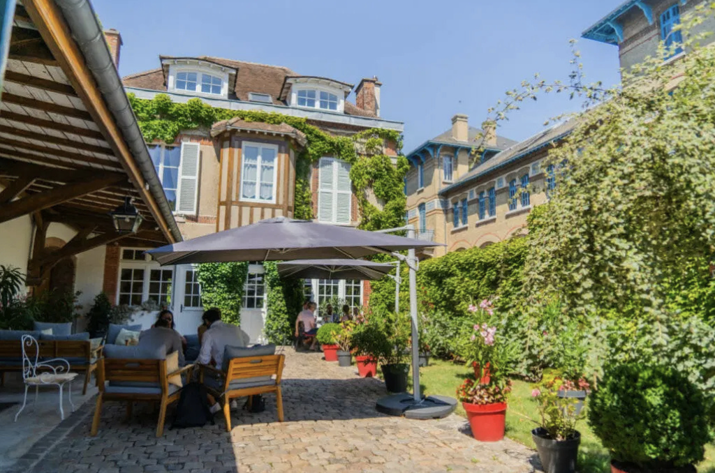 Bar Brut, Avenue de Champagne, bar à Champagne